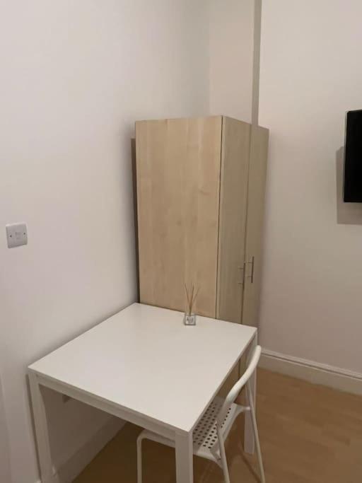 001- Lovely 3-Bedroom Very Close To Oxford Street Londres Exterior foto