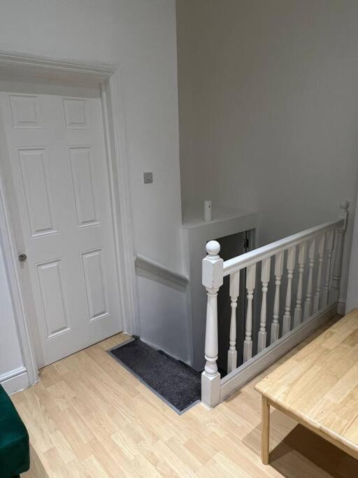 001- Lovely 3-Bedroom Very Close To Oxford Street Londres Exterior foto